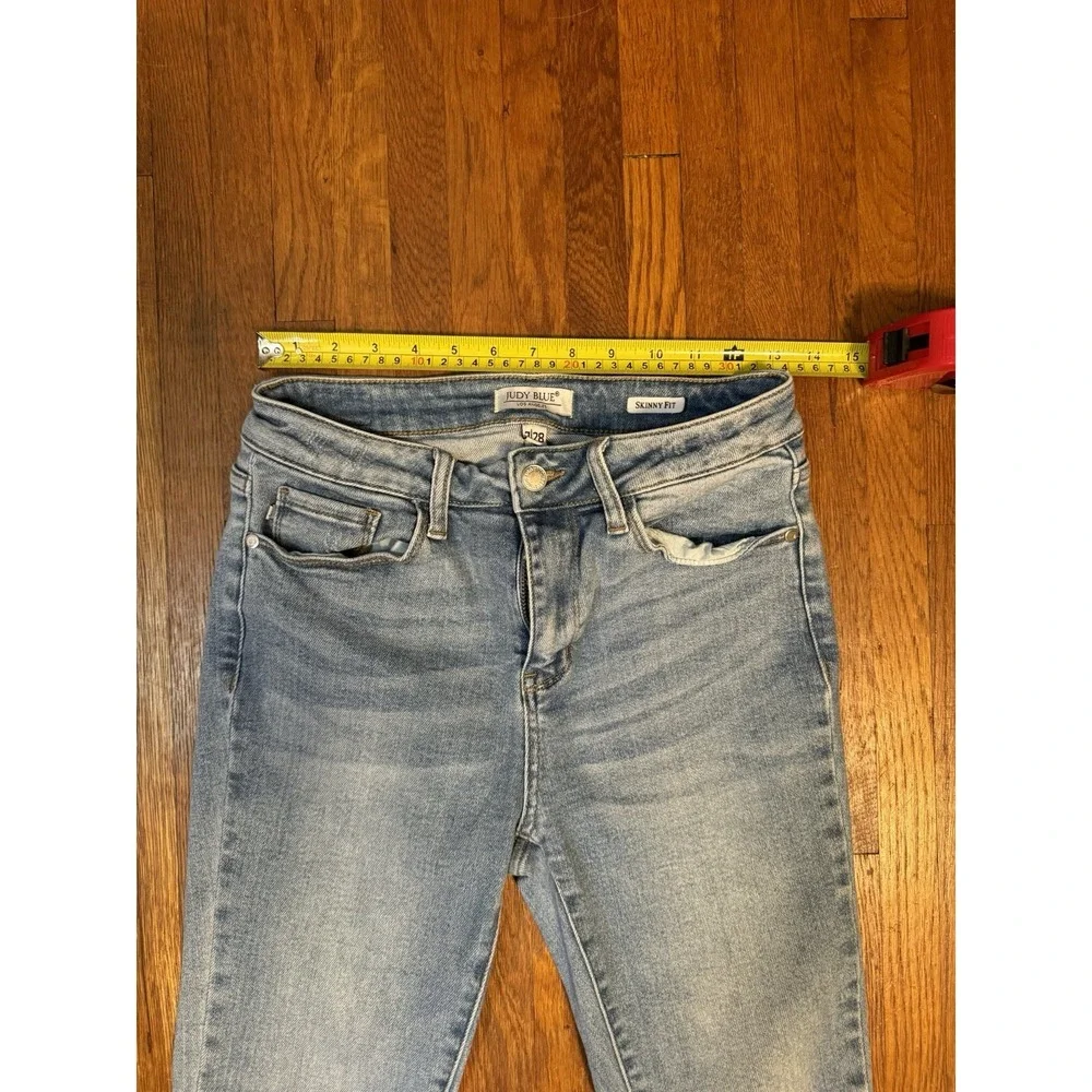 Judy Blue Jeans Women 7/28 Skinny Fit Fray Hem Medium Wash Stretch Denim 27x25 - Picture 6 of 10